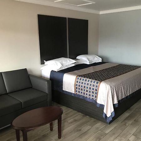 Southtown S.A. Inn Сан-Антонио Экстерьер фото
